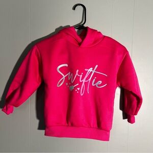 Kids Pink “Swiftie” Hoodie Sweatshirt Size 120 (4-5T) Swiftie Fan Gift